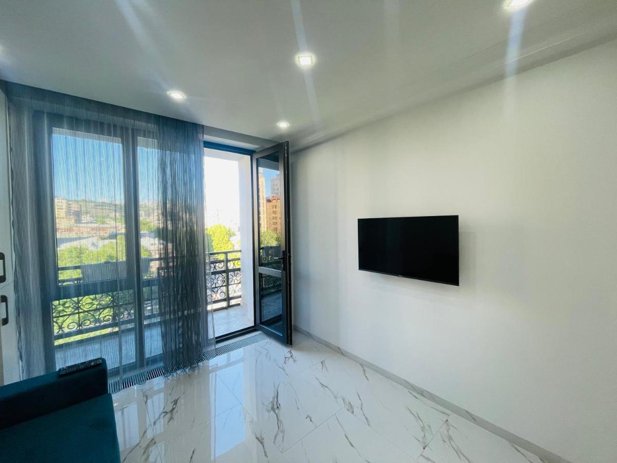 Panorama Apartments Ереван Экстерьер фото